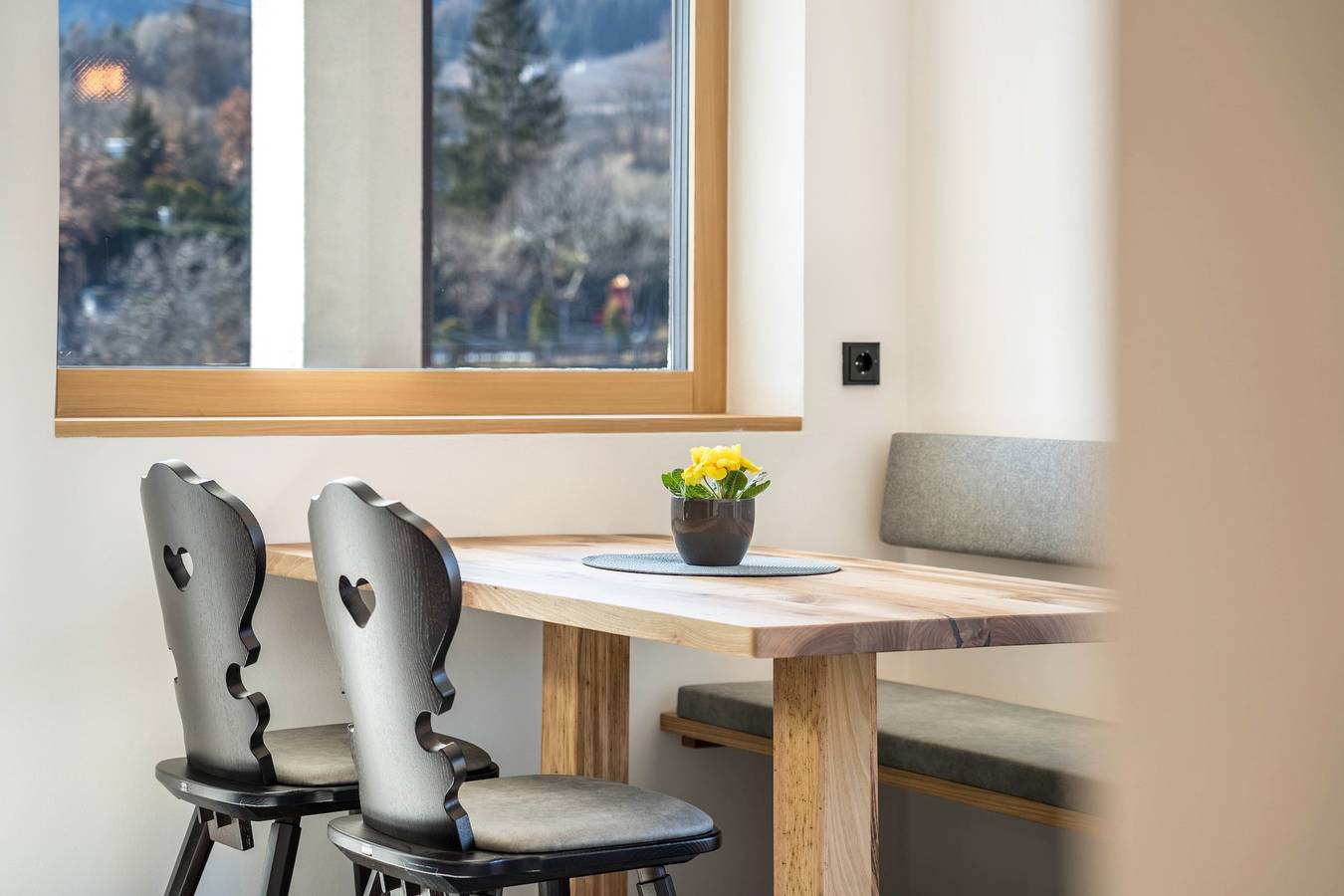 Ganze Wohnung, Ferienwohnung "Sunnig - Sonnenlicht" mit Bergblick, Balkon & Wlan in Lana, Nonsberggruppe