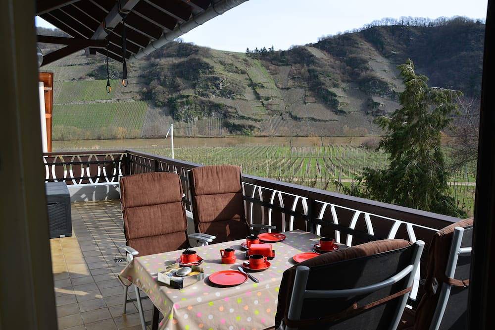 Ganze Wohnung, Ferienwohnung mit wunderschöner Aussicht in Piesport, Bernkastel-Kues & Umgebung