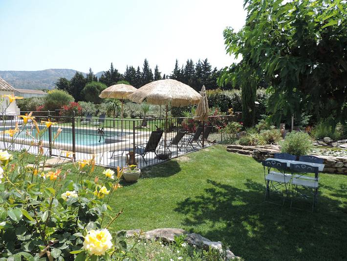 Gîte pour 4 personnes, avec jardin ainsi que terrasse et piscine à Cavaillon - 4