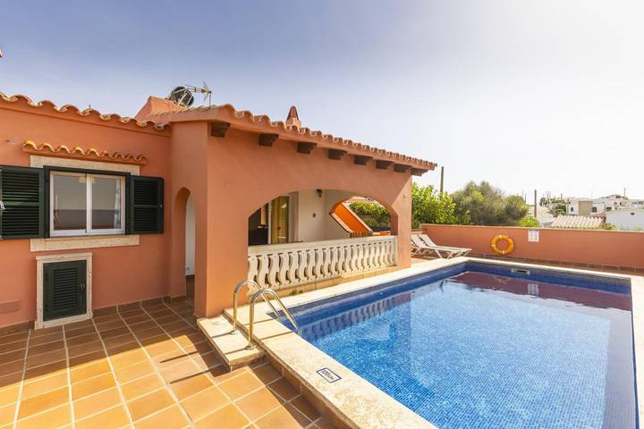 Location de vacances pour 6 personnes, avec jardin et vue sur l’océan à Cala en Porter - 3