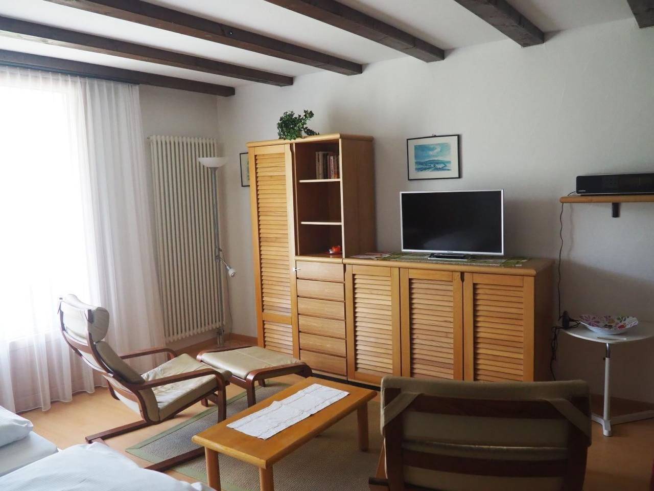 Ganze Wohnung, Residenz La Mora 21 in La Punt-Chamues-ch, Sankt Moritz