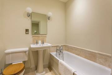 Holiday Rental for 4 People in Shropshire, West Midlands, Photo 4