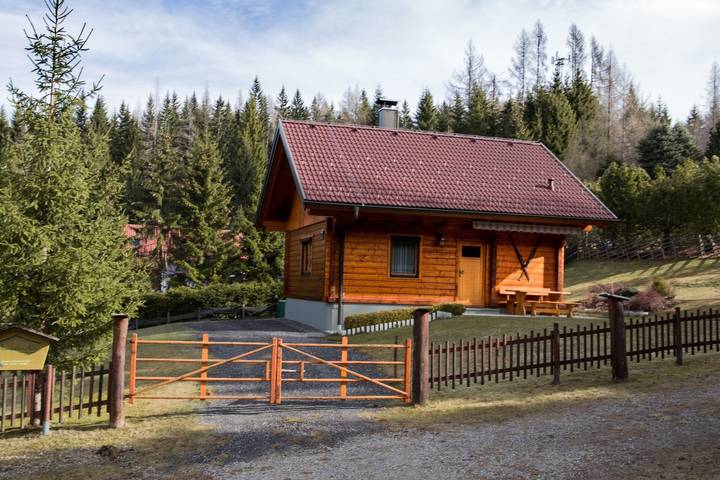 Ferienhaus für 5 Personen, mit Garten und Sauna