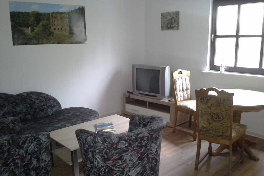 Ganze Wohnung, Gemütliche Ferienwohnung im historischen Fachwerkhaus in Buch, Hunsrück