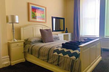 Apartment for 6 People in Merseyside, Photo 3