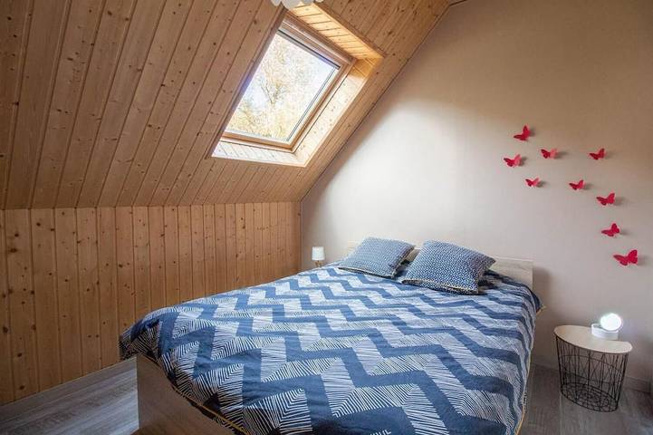 Chalet pour 8 personnes, avec terrasse et jardin à Chambon-sur-Lac - 3