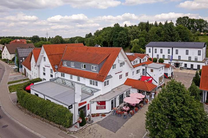 Hotel, mit Terrasse und Garten sowie Sauna und Ausblick