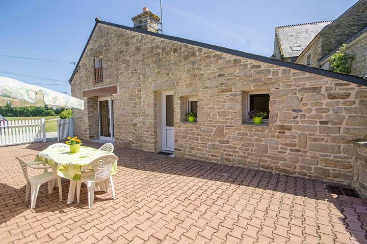 Gîte pour 5 personnes, avec jardin dans Branféré
