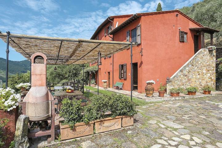Appartamento vacanze per 4 persone, con giardino e piscina, con animali domestici - 1