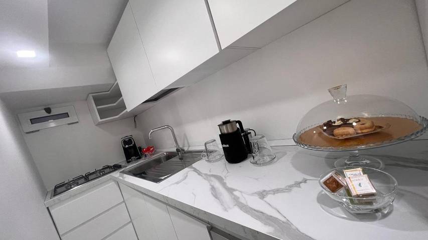 Location de vacances pour 2 personnes, avec piscine ainsi que jacuzzi et balcon à Francavilla Fontana - 3