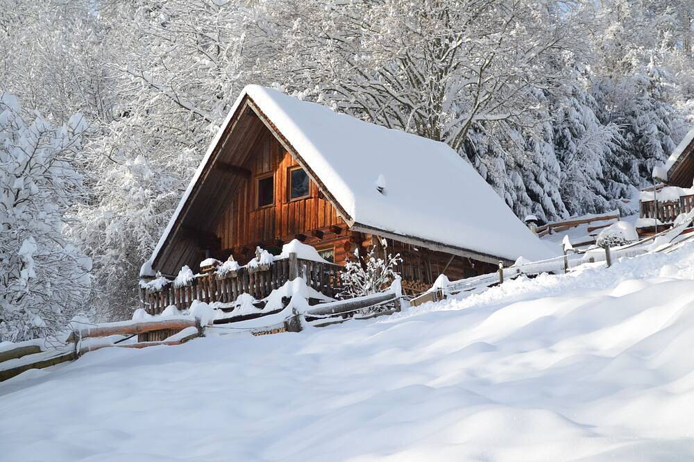 Chalet du bucheron entièrement en rondins in Le Hohwald, Region Sélestat-Erstein