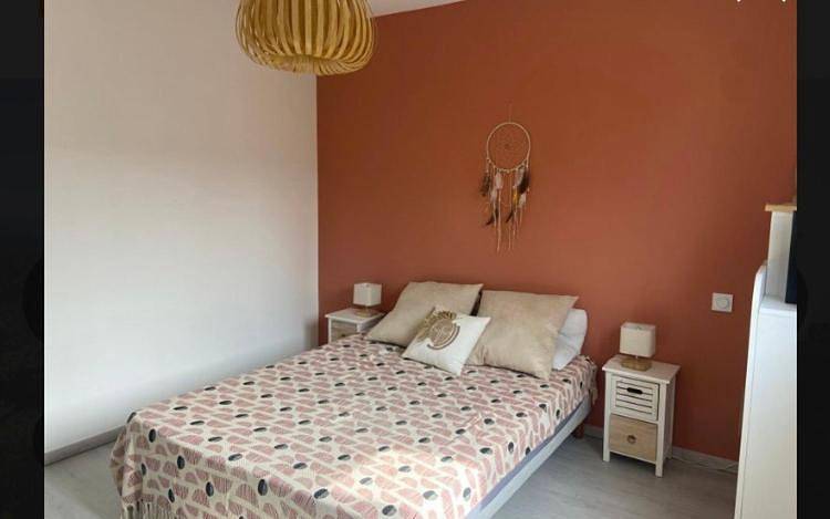 Location de vacances pour 6 personnes, avec piscine ainsi que terrasse et jardin à Saint-Privat-des-Vieux - 4