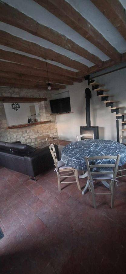Location de vacances pour 3 personnes, avec terrasse, animaux acceptés à Varennes-sur-Loire - 3
