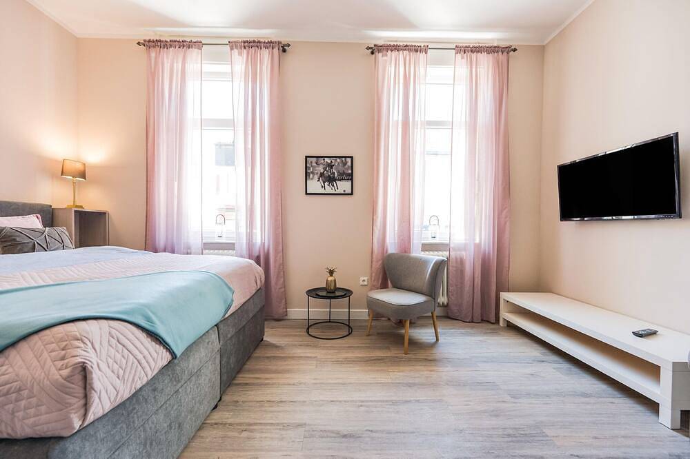 Ganze Wohnung, Apartment Bad Camberg in Bad Camberg, Landkreis Limburg-Weilburg