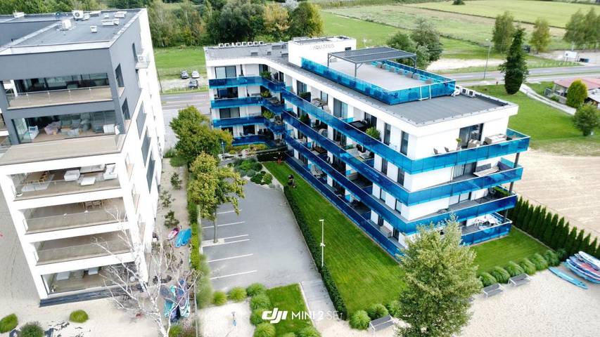 Apartament wakacyjny dla 4 osób, z widok na jezioro i widok oraz ogród, Dla rodziny w Boszkowo