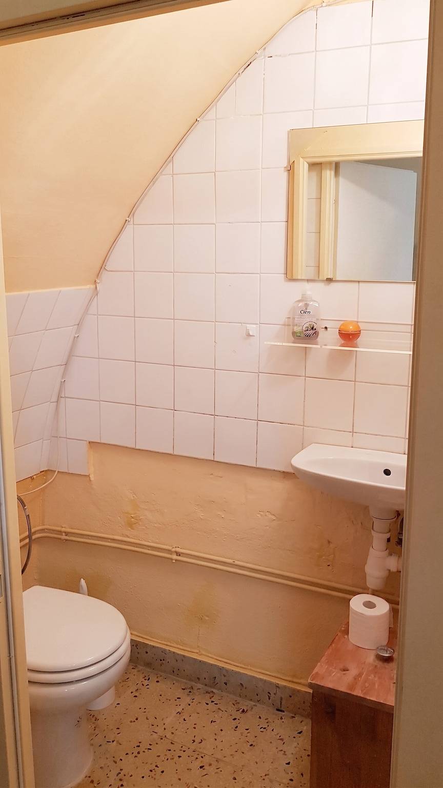 Studio entier, Studio cozy à Aydat avec air conditionné, 26 m² in Aydat, Parc naturel régional des Volcans d'Auvergne