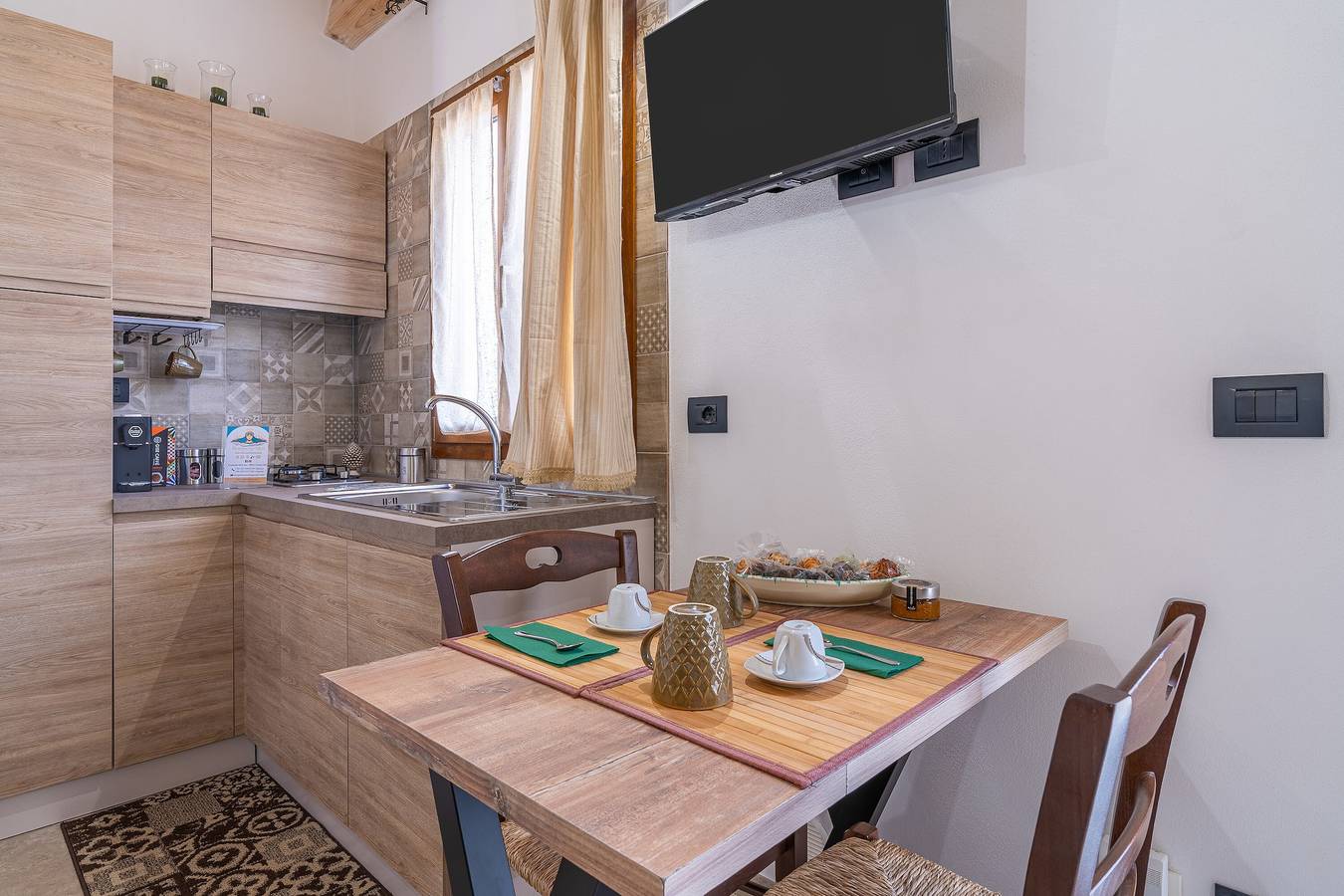 Apartamento entero, Apartamento 'Borghetto Meti - Estudio' con vistas al mar, Wi-Fi y aire acondicionado in Noto (Sicilia), Avola