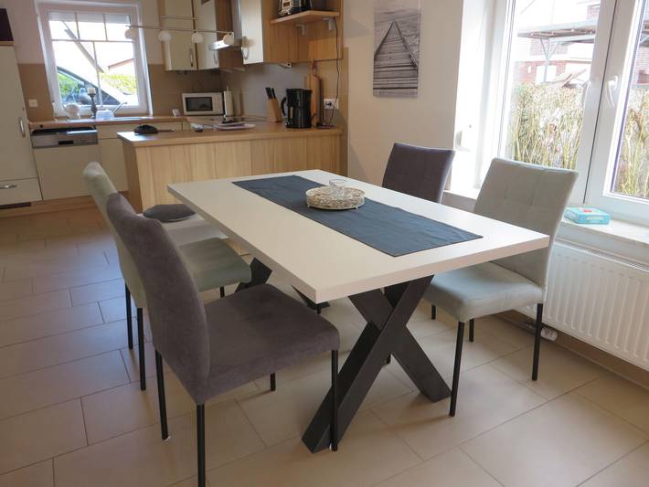 Ferienhaus für 5 Personen, mit Terrasse und Garten, kinderfreundlich in Harlesiel - 4