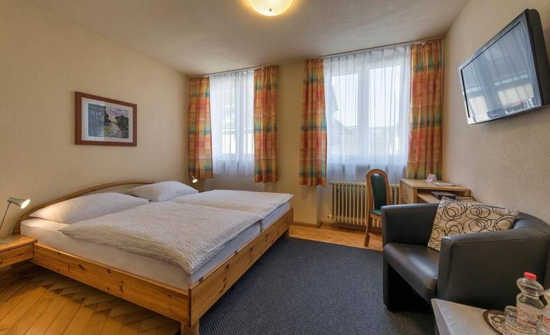 Hotel für 3 Personen, mit Terrasse in Kandern - 4