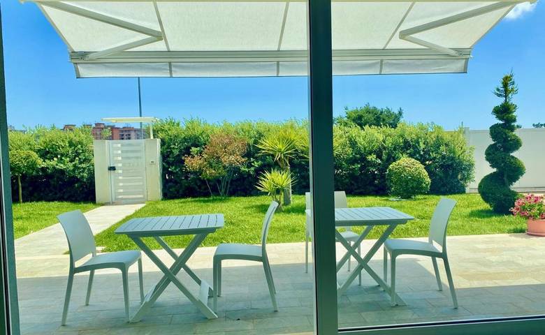 Chambre d’hôte pour 4 personnes, avec vue et jardin, adapté aux familles à Ragusa - 3