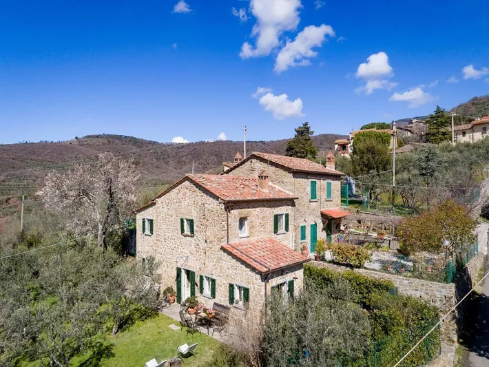 Villa per 4 persone, con giardino e piscina - 1