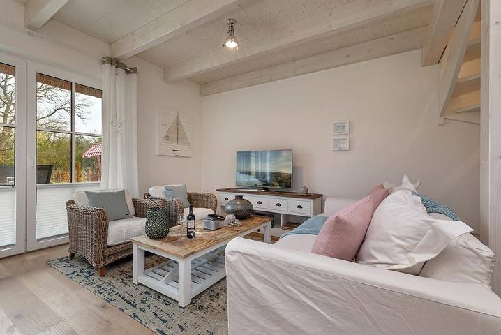 Ferienhaus für 4 Personen, mit Garten und Ausblick in Lohme - 2