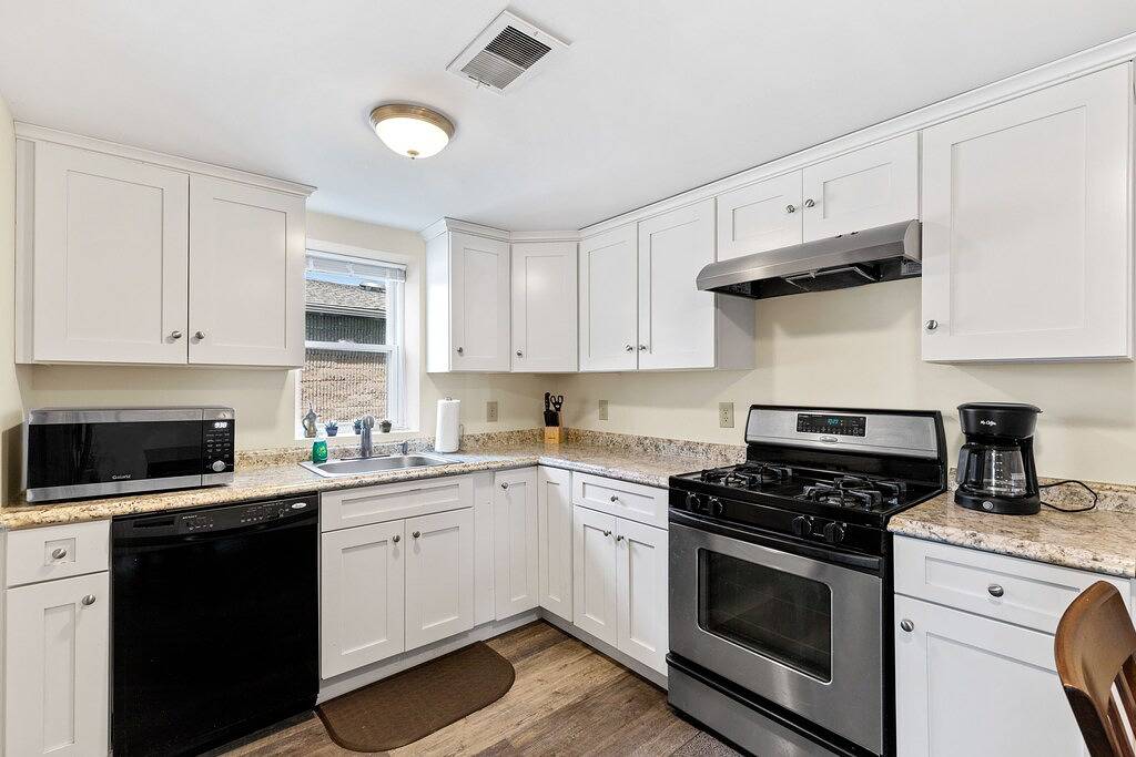 Newly Renovated Historic Middletown Home 15 min to Harris-Hershey! in Dauphin County