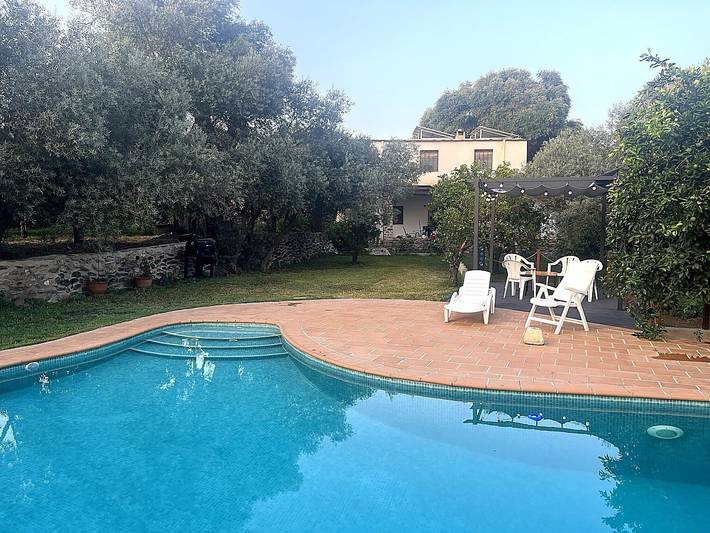 Holiday rental for 4 people, with garden in Alpujarras