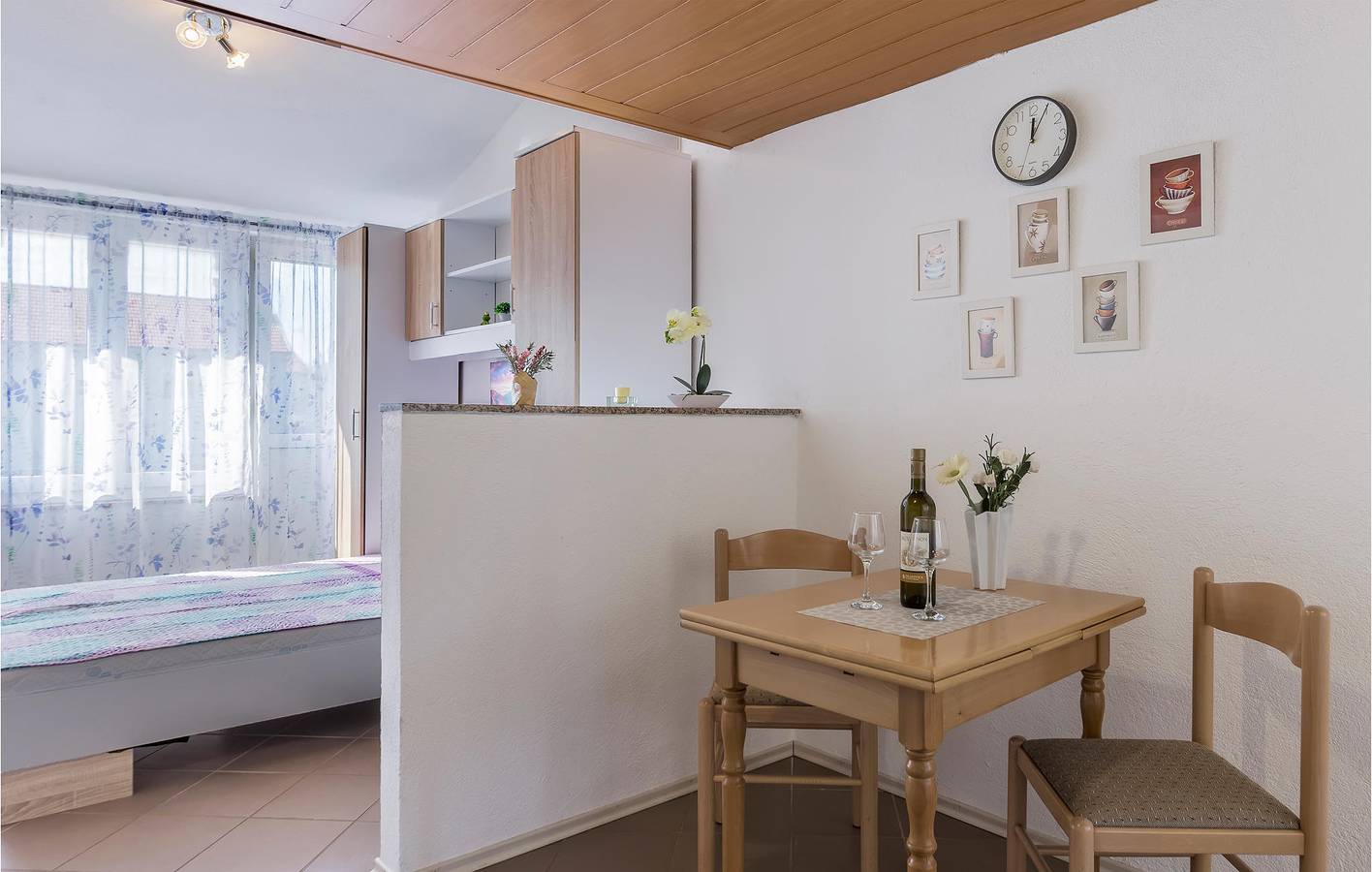 Ganze Ferienwohnung, Ferienwohnung für 2 Personen mit Terrasse in Valbandon, Südküste Istrien