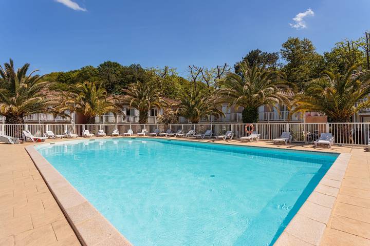 Appartement de vacances pour 4 personnes, avec piscine, adapté aux familles