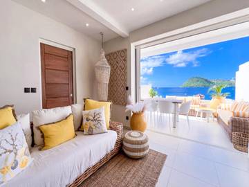 Gîte pour 6 personnes, avec terrasse dans Anse Rodrigue Terre De Haut