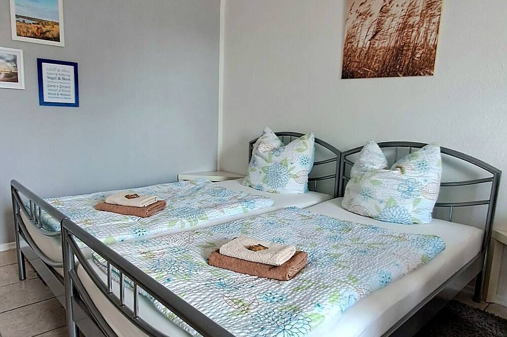 Ganze Wohnung, Fewo nähe Harthsee - Leipziger Neuseenland, kleiner Garten, Fahrradabstellraum, in Borna, Leipzig und Umgebung