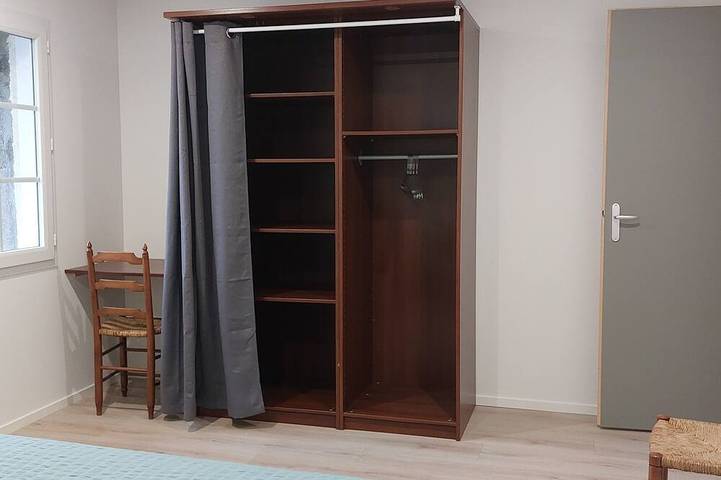 Location de vacances pour 10 personnes, avec terrasse et jardin à Le Poiré-sur-Vie - 3