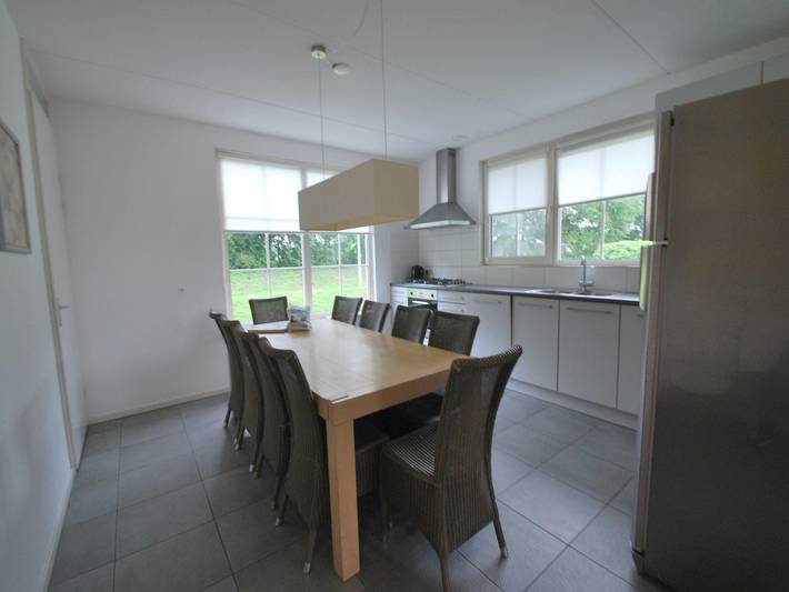 Ferienhaus für 10 Personen, mit Terrasse und Whirlpool sowie Garten und Sauna in Makkum - 3