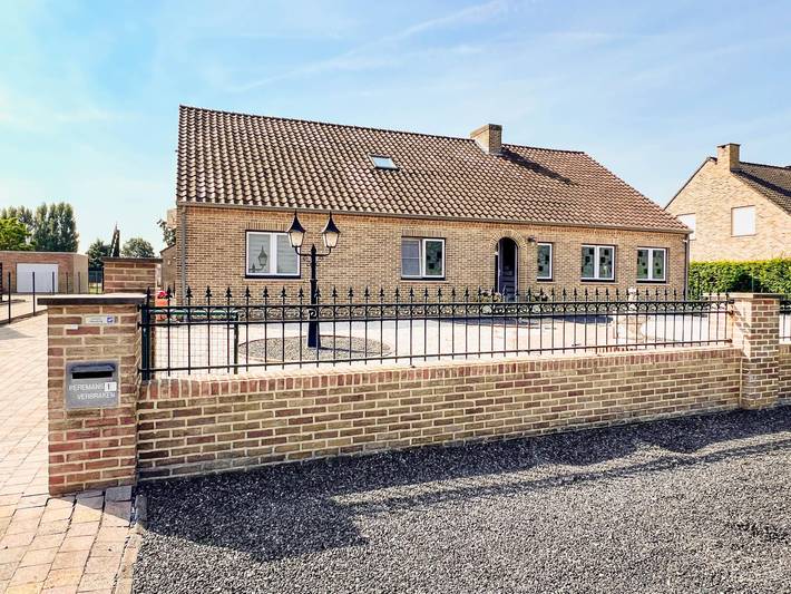 Ferienwohnung für 5 Personen, mit Terrasse und Garten in Region Löwen
