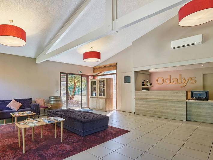 Camping per 5 persone, con sauna, con animali domestici in Arles