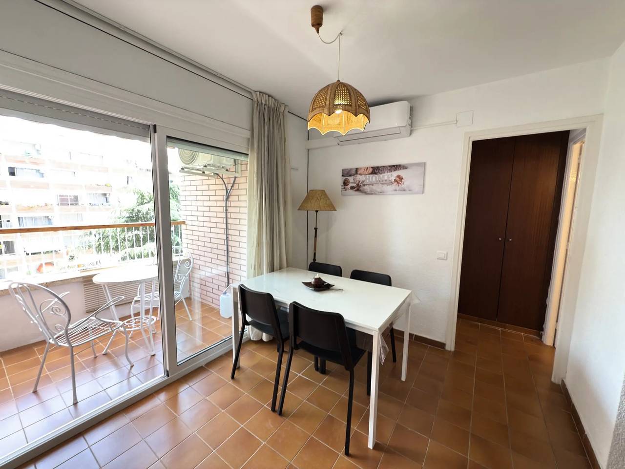Apartamento entero, 2 estancias 2 Personas in Calella, Costa del Maresme