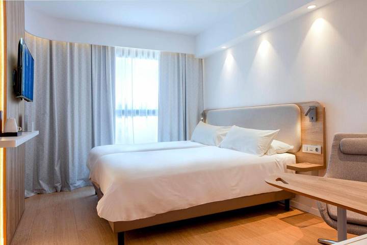 Hôtel pour 2 personnes, avec piscine et jardin à Sabadell - 2