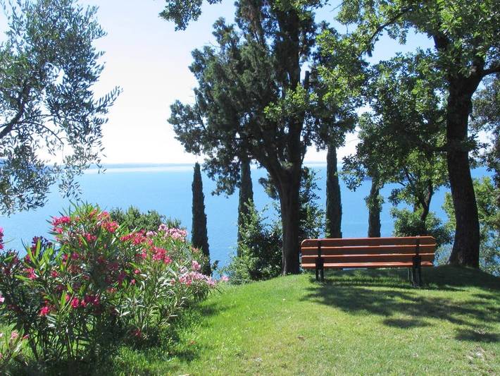 Ferienwohnung für 6 Personen, mit Garten und Pool sowie Seeblick und Ausblick in Gardone Riviera - 3