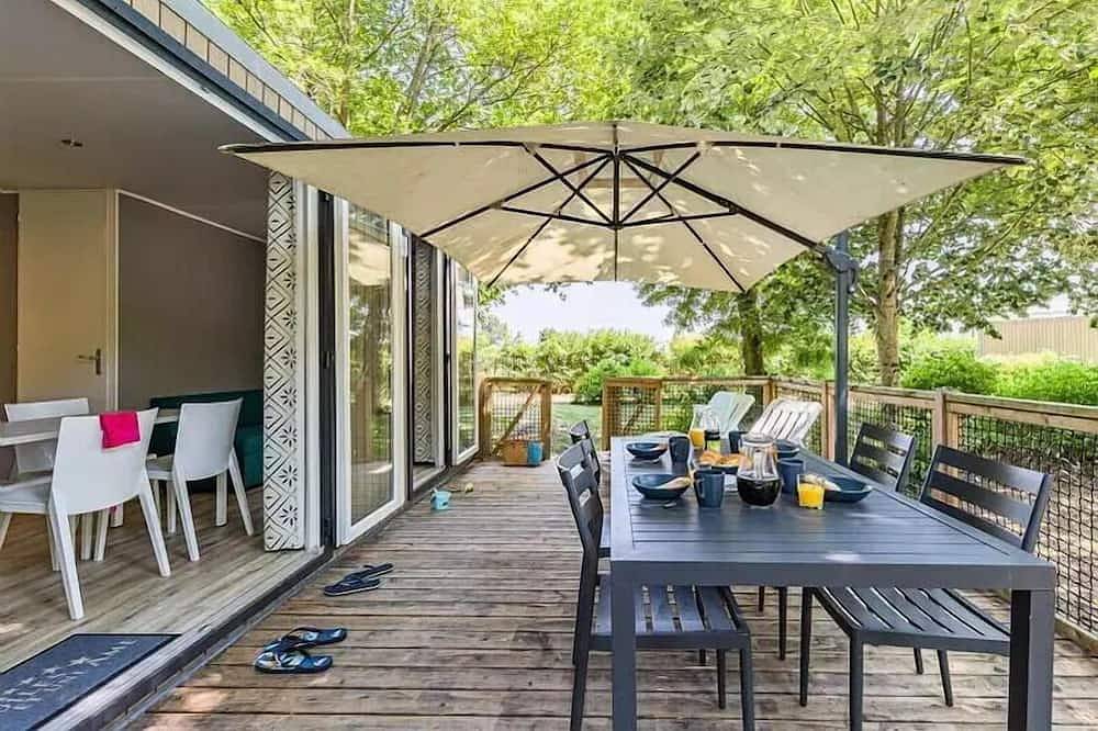 Mobil-home | Comfort | 2 Ch. | 4 pers. | Terrasse surélevée non couverte in Landevieille, Vallée de la Loire