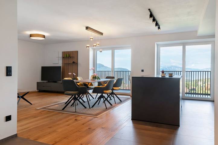 Ferienwohnung für 4 Personen, mit Balkon in Ritten