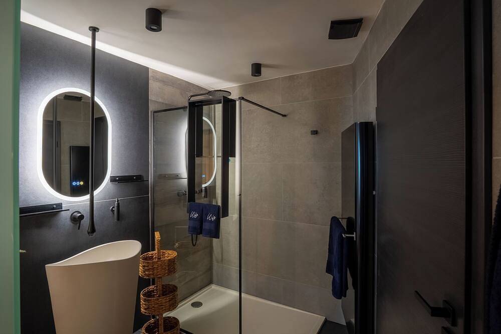 Évasion à deux : suite de luxe & spa privatif avec jardin, à 25min Bruxelles in Waterloo, Province du Brabant wallon