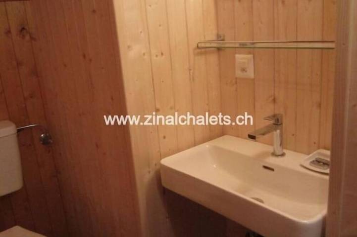 Ganze Wohnung, Wohnung im Chalet in Zinal - 3 Schlafzimmer mit 2 Betten - Wohnzimmer - Kabelfernseher - Küche - Ges in Ayer (Anniviers), Anniviers