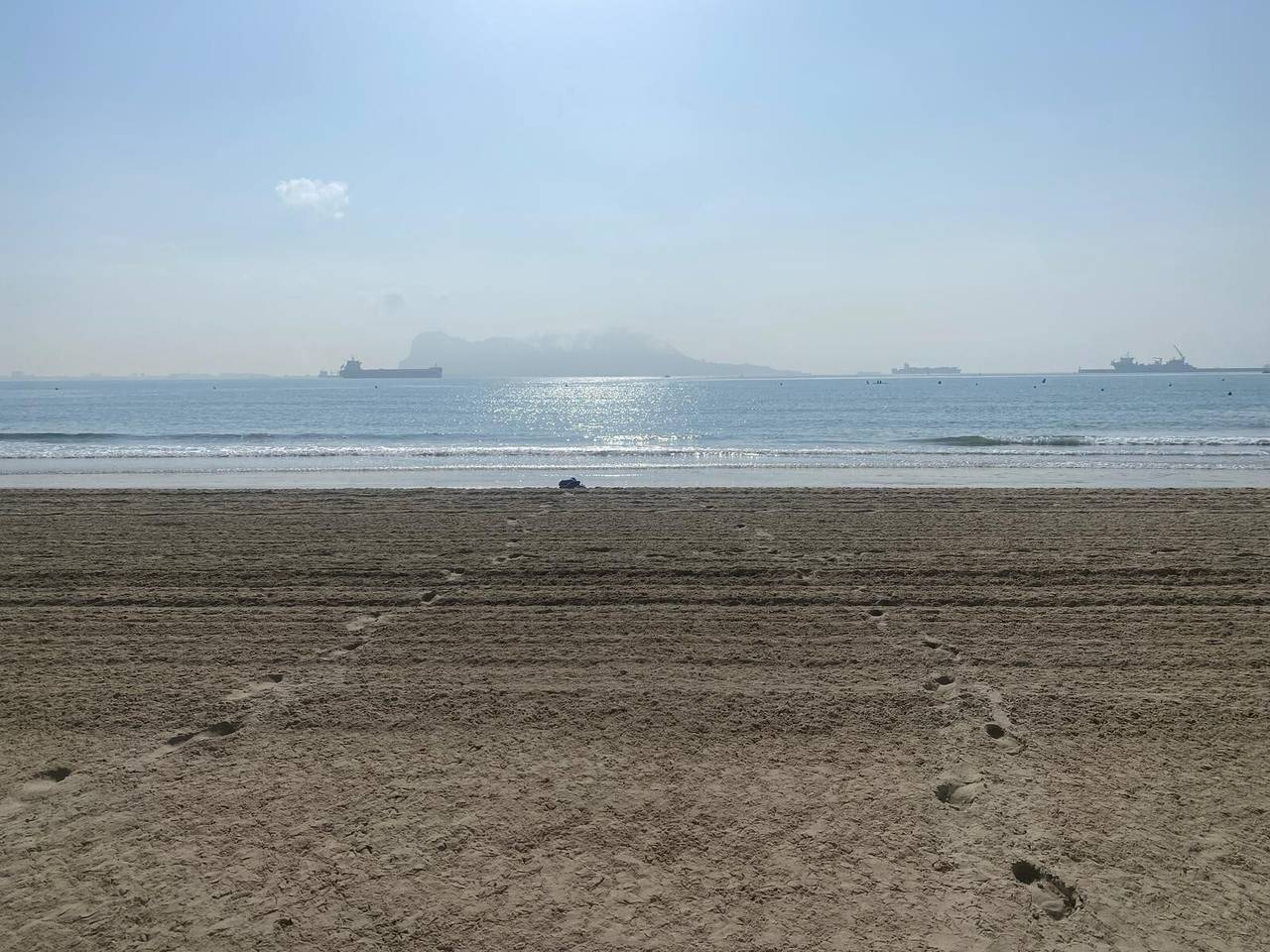 Apartamento entero, Apartamento 'Apartamento Bahia' con Wi-Fi in Playa El Rinconcillo, Algeciras