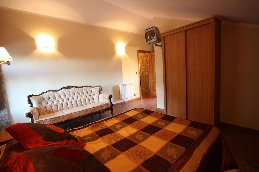 Vila Castriño Vacation Home in Las Rias Baixas for rent in Taragoña, Rianxo