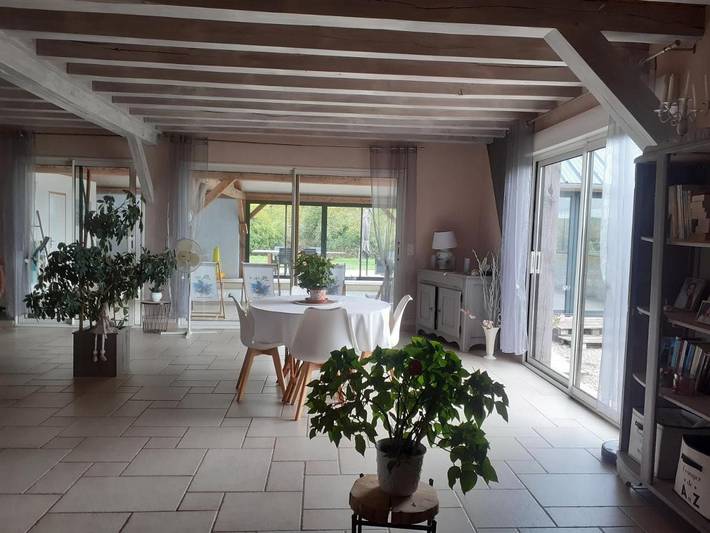 Location de vacances pour 5 personnes, avec Terrasse ainsi que Jardin et Vue dans Davrey