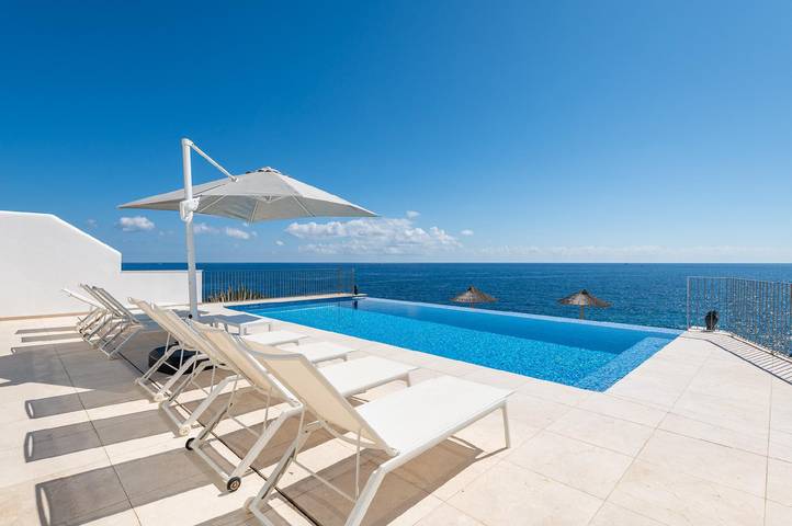 Casa de vacaciones para 10 personas, con sauna y jacuzzi además de terraza y jardín - 1