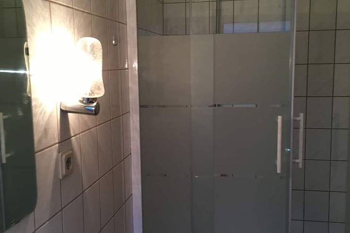 Ganze Wohnung, Gemütliche Ferienwohnung mit Terrasse im Herzen der Mecklenburgischen Seenplatte in Mirow, Mecklenburg-Strelitz
