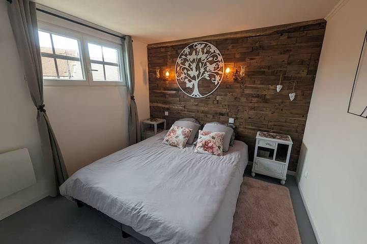 Location de vacances pour 4 personnes, avec jardin à Neuilly-l'Évêque - 2