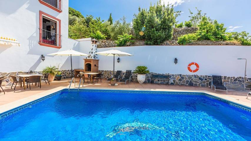 Casa rural para 14 personas, con jacuzzi y balcón/terraza en Canillas de Albaida - 2